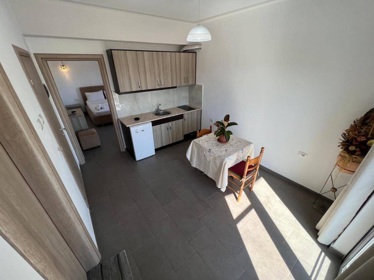 Hotel Irini Saranda Kültér fotó