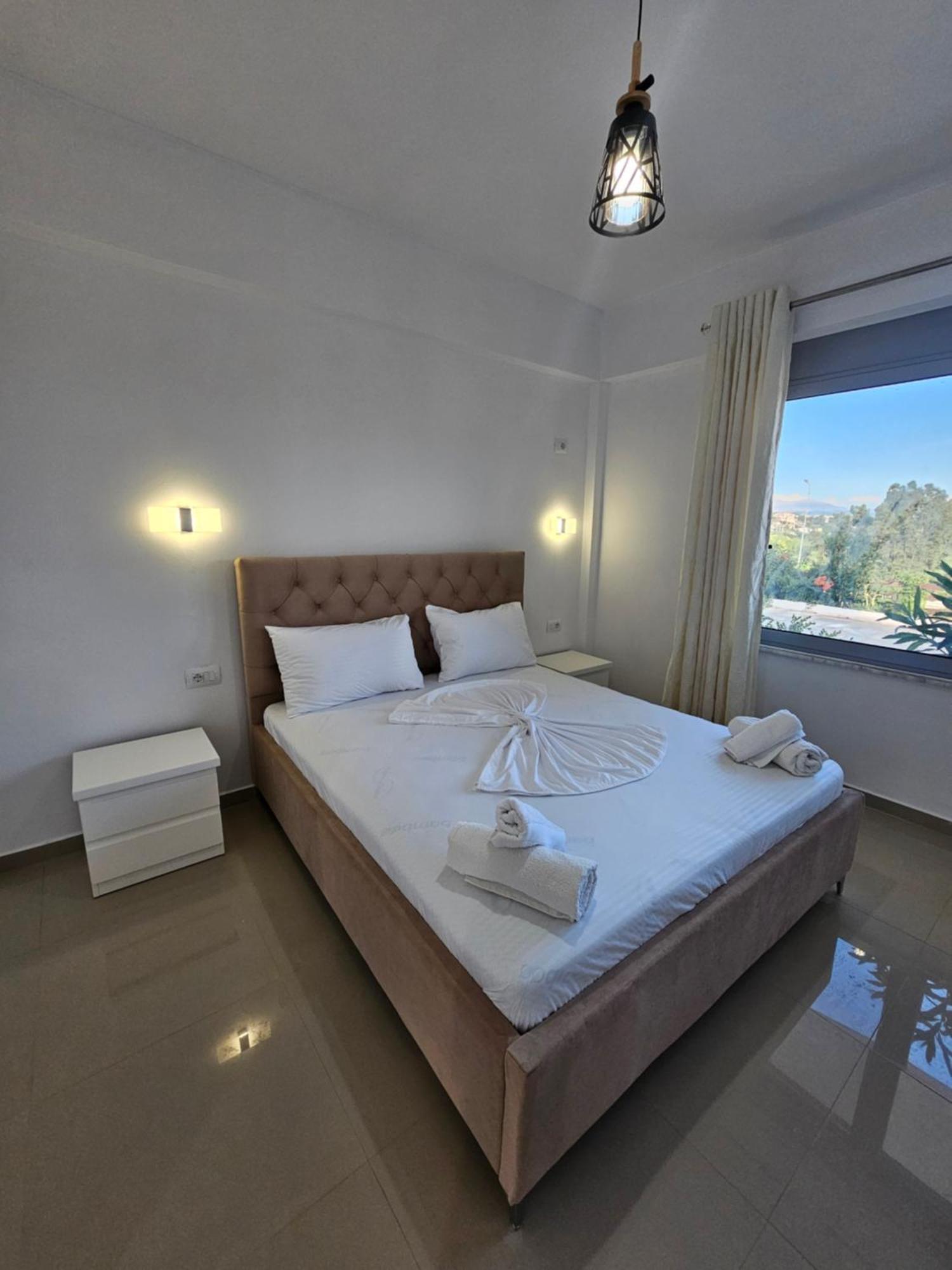 Hotel Irini Saranda Kültér fotó