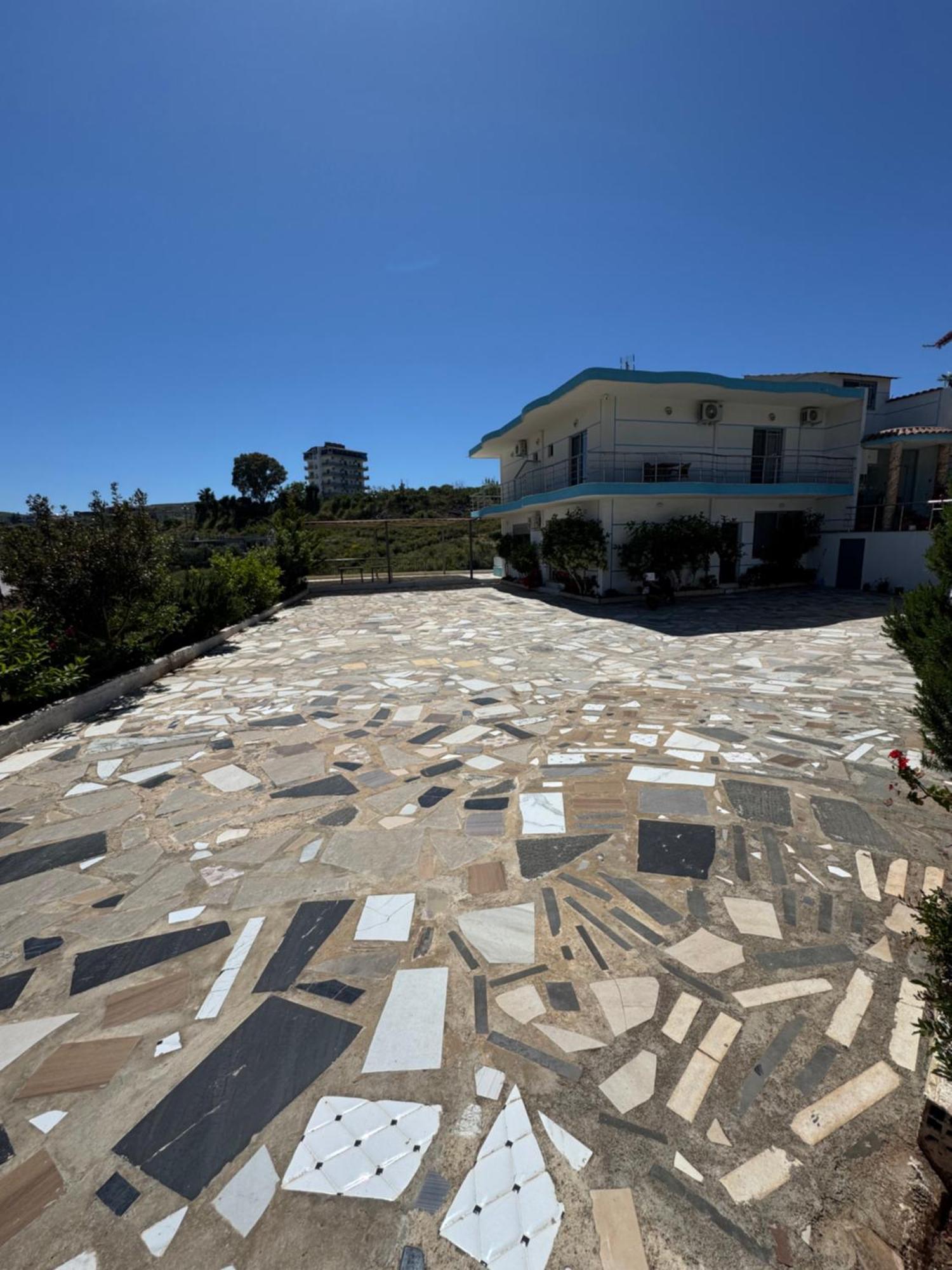 Hotel Irini Saranda Kültér fotó