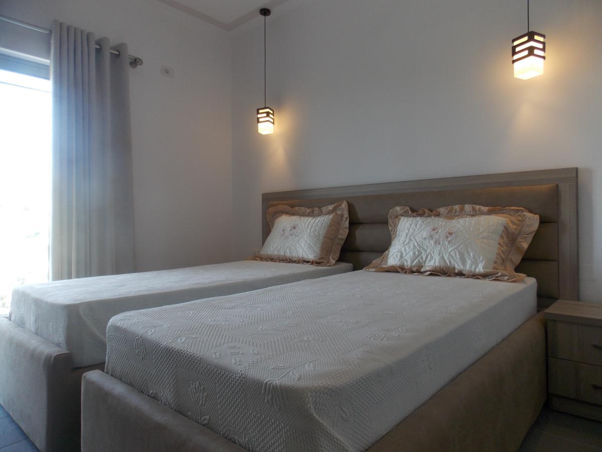 Hotel Irini Saranda Kültér fotó
