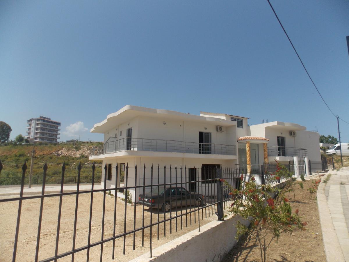 Hotel Irini Saranda Kültér fotó