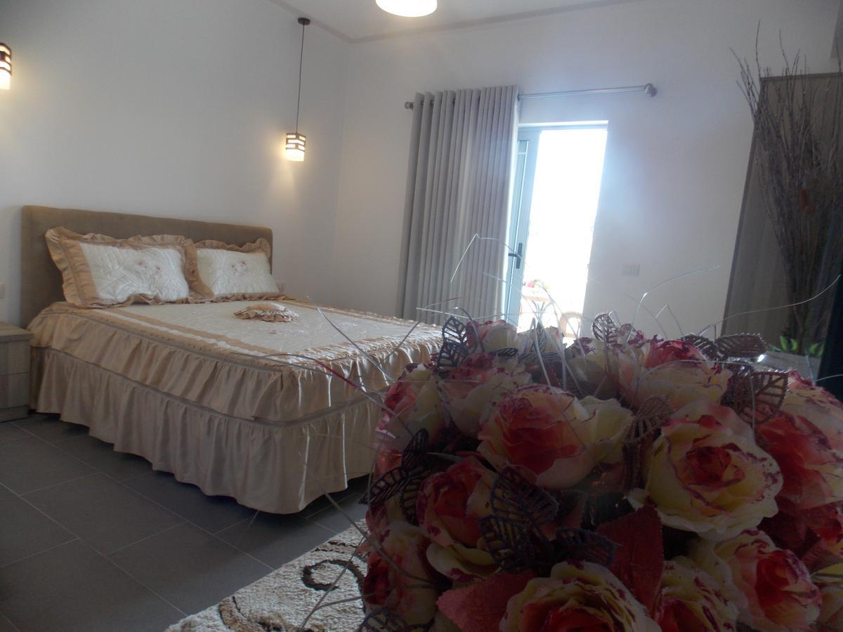 Hotel Irini Saranda Kültér fotó