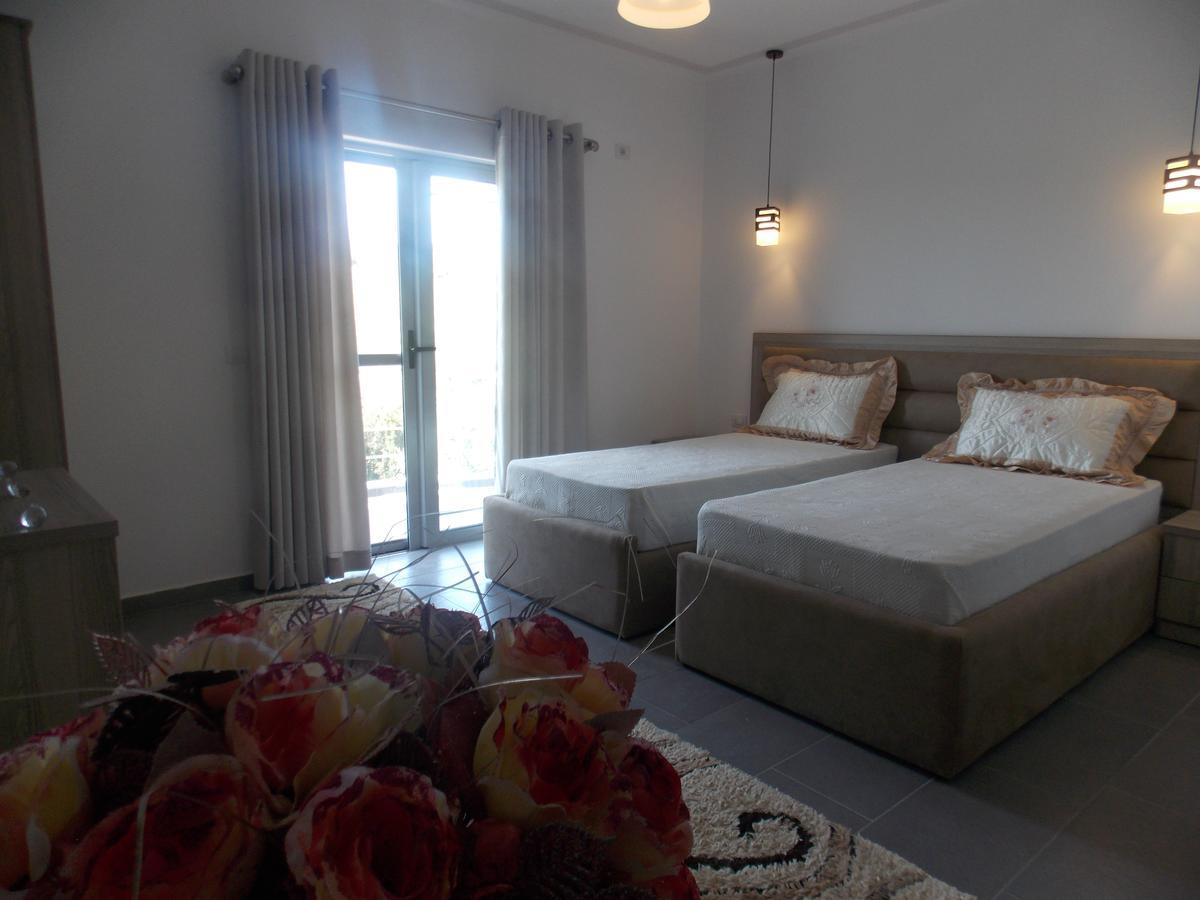 Hotel Irini Saranda Kültér fotó